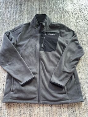 Eddie Bauer Gray Lightweight Full-Zip Fleece Jacket with Black Chest Pocket